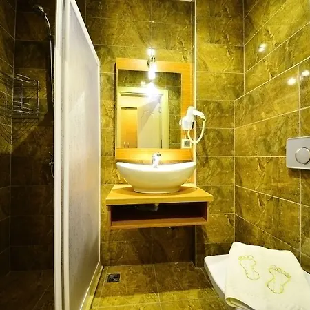 Poseidon Club Hotel 2*