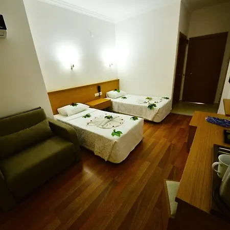 Poseidon Club 2*