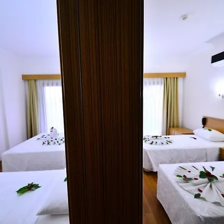 Hotel Poseidon Club 2*